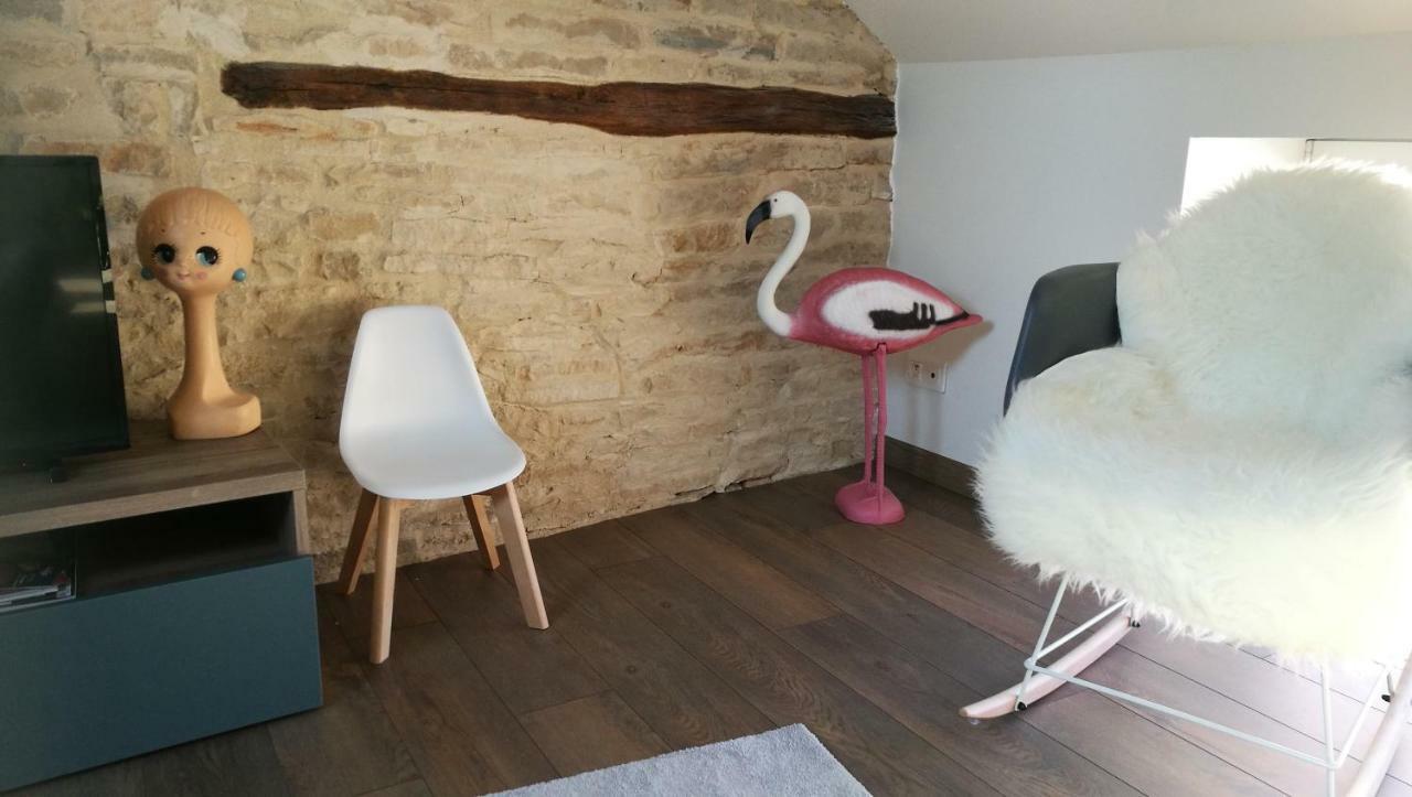 Chez Twiggy - Guesthouse Vintage A Prenois Exteriör bild